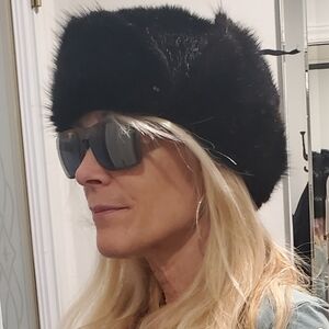 Genuine Rushian Dyed Muskrat Mink Fur Trapper Hat